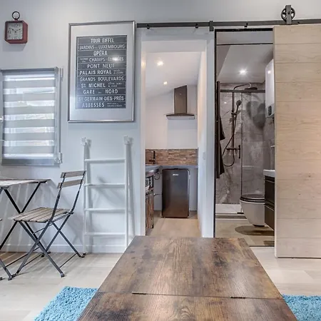 Apartament Studio Jungle, Proche De La Defense *